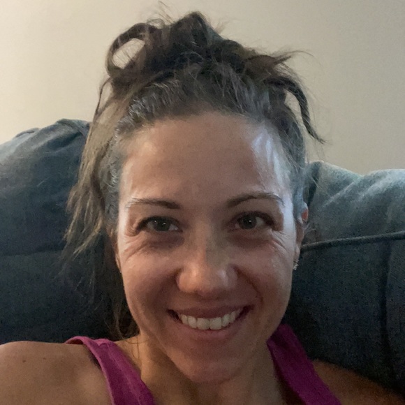 Meet your Posher, Tera - Picture 1 of 1